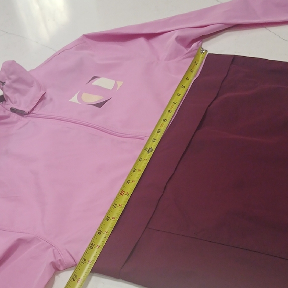 Champion Women's Pink and Purple  WindBreaker Gentle Used Sz Small - Picture 12 of 13